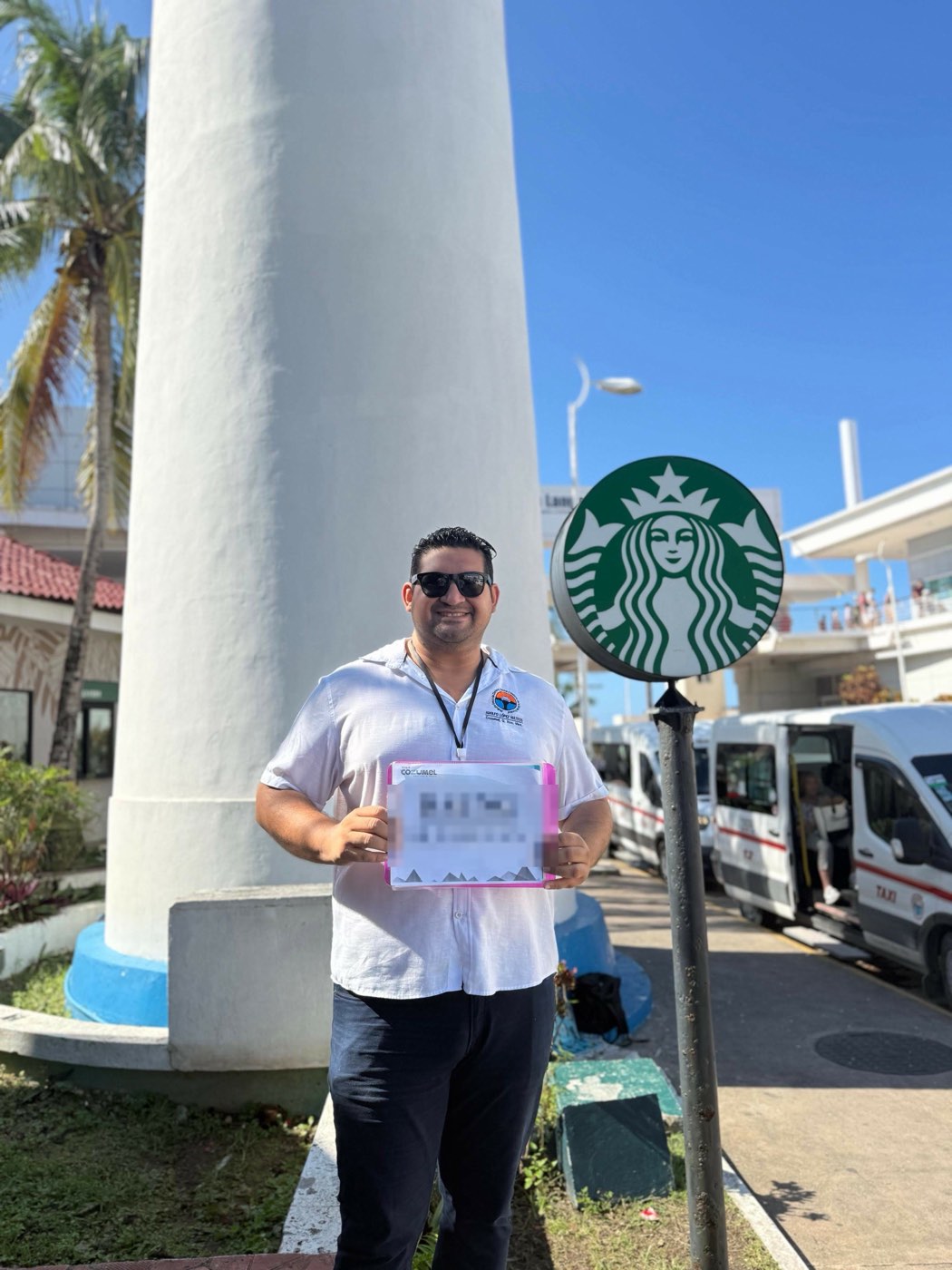 Our rep meeting guests at the Punta Langosta pier